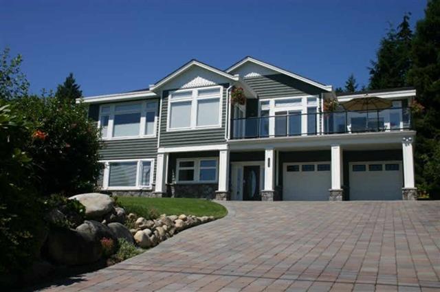 West Vancouver stunning Large house for rent