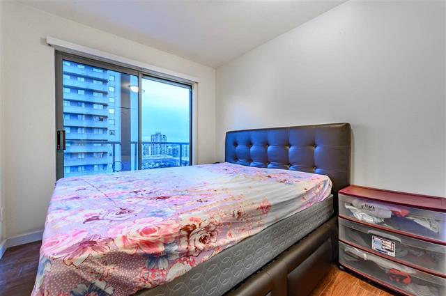 Fantastic 2br 2ba Condo in Trendy Lower Lonsdale with Ocean, Lions Gate & City views