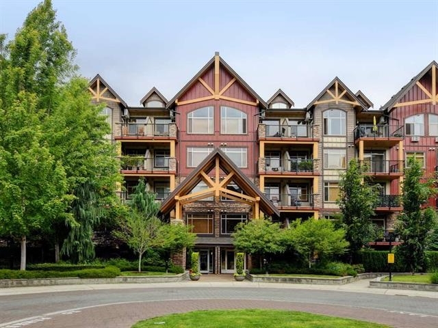 Perfect location in langley, Great Maintenance condo low price for Rent
