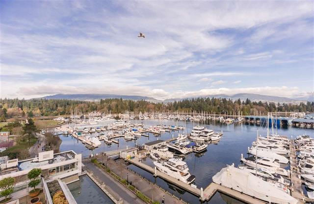 Coal Harbour Waterfront extra large 3 bedroom condo