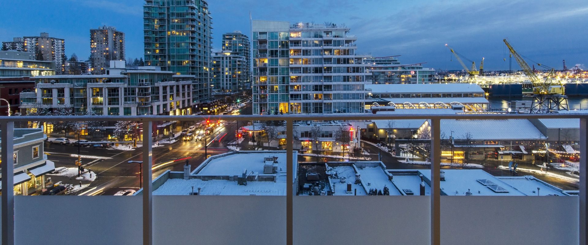 Contemporary Condo in the heart of Lower Lonsdale with Ocean View