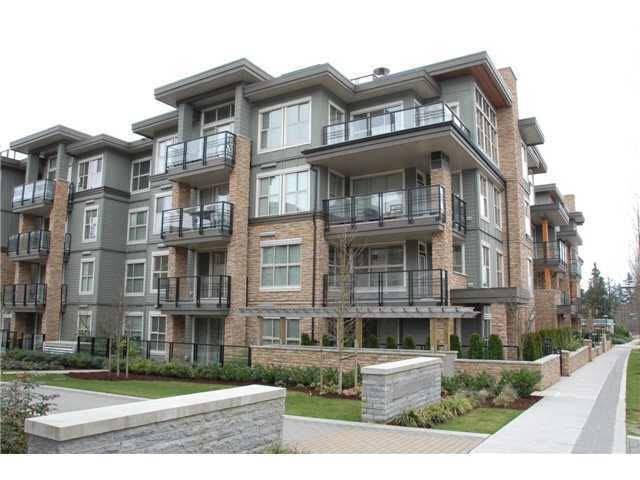 South East Facing, Luxuriously 2br 2ba Condo in vibrant UBC Village