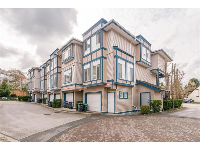 Well-maintained townhouse with 3br 3ba Near Surrey City of Center