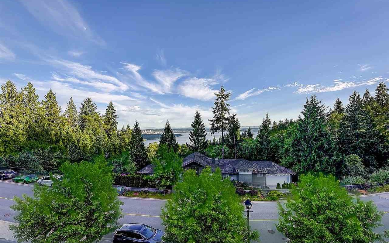 Well Maintained South Facing Home in West Van with Ocean and City View