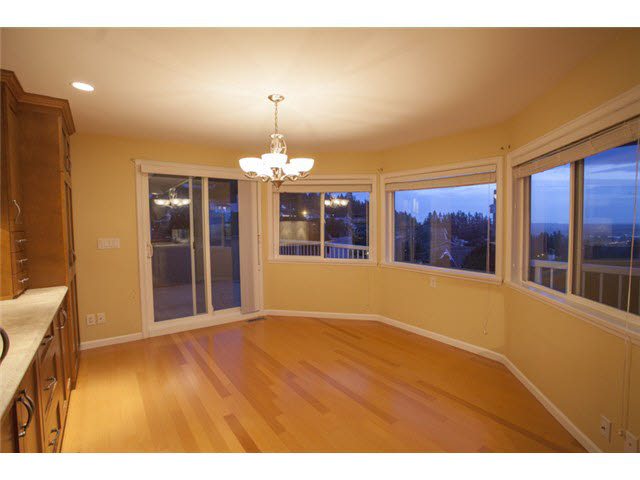 Situated in North Van 5br 5ba House with Stunning Panoramic Ocean View