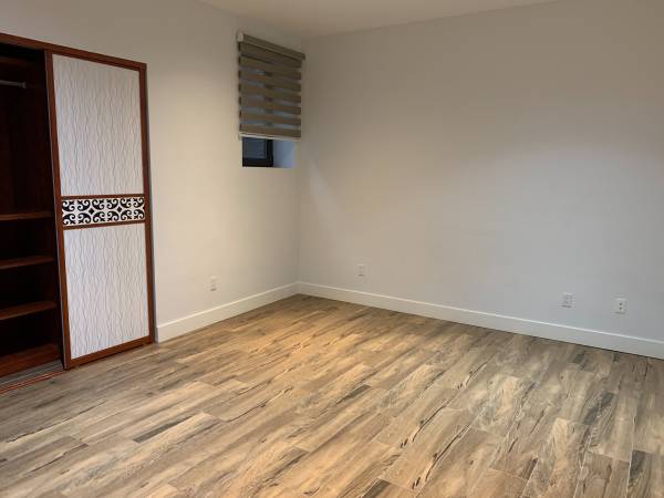 Luxury 1br 1ba Home Basement Suite in the heart of Ambleside