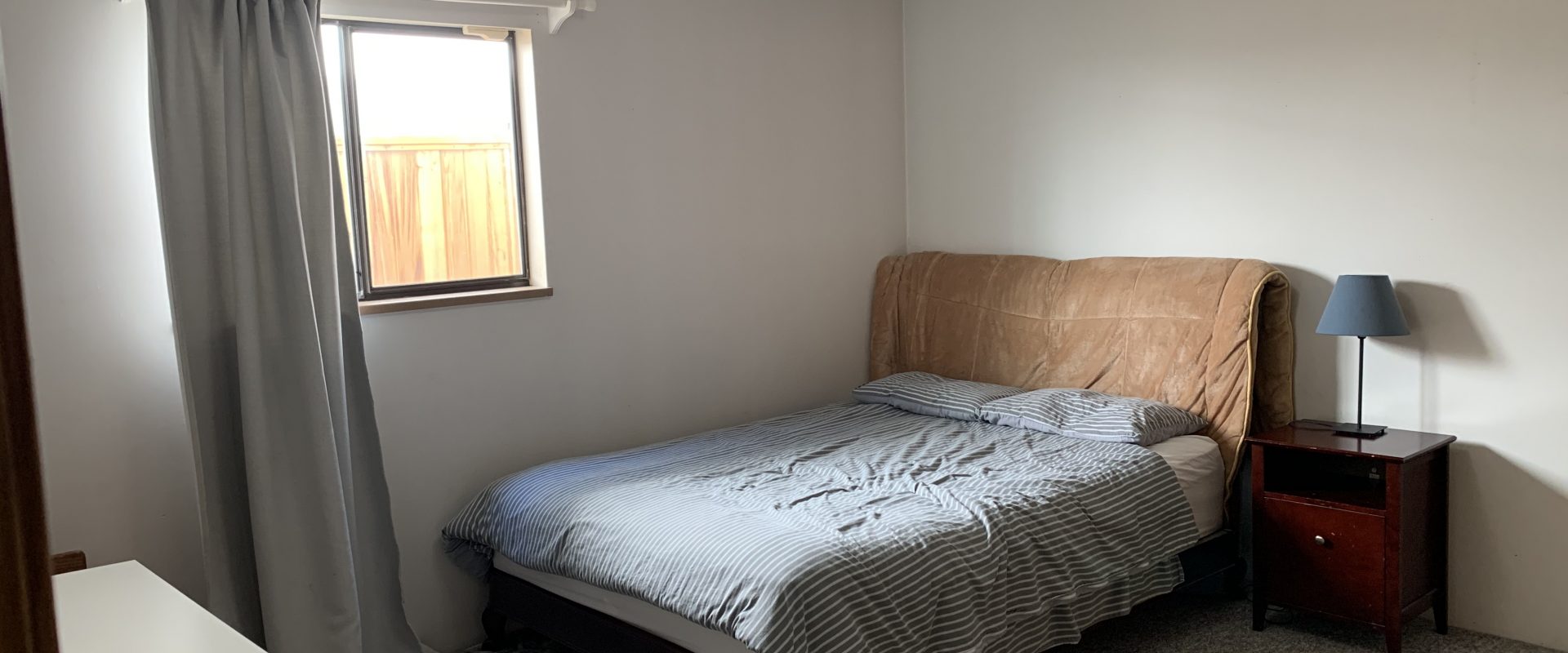 Prime West of Dunbar Location, House Ground Level Suite, 5 mins to UBC