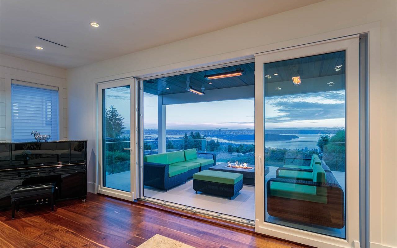 Luxury 6br/8ba House for Rent with Incredible Ocean View! (West Vancouver)