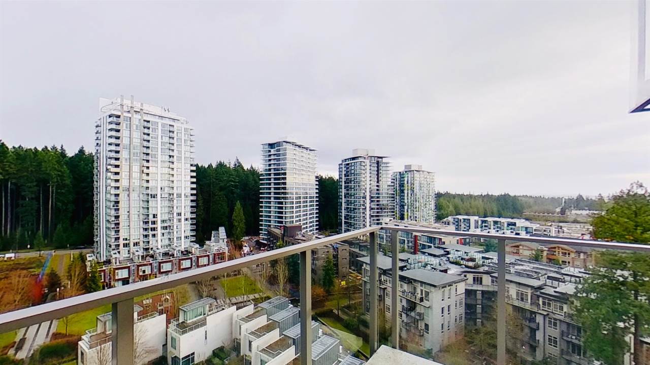 【UBC】”1000 sqft” 2br2ba+Den Corner Condo with incredible large balcony
