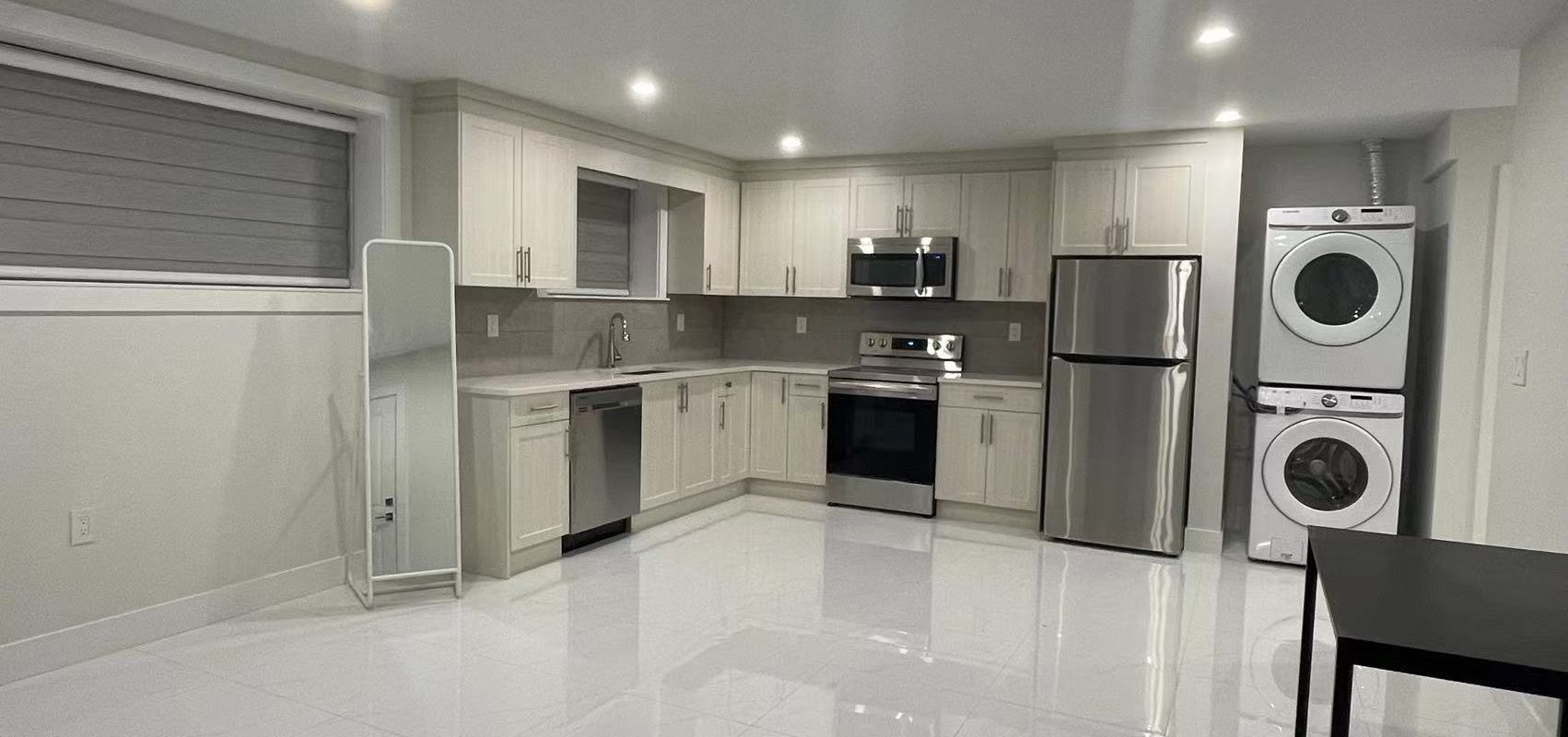 All Utilities Include! Brand New Appliance West Coquitlam 2br Suite