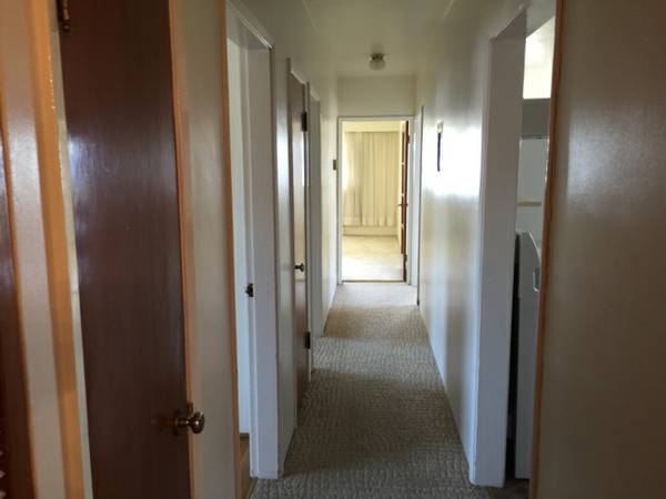 3 bedroom Apartment for rent in Dundarave