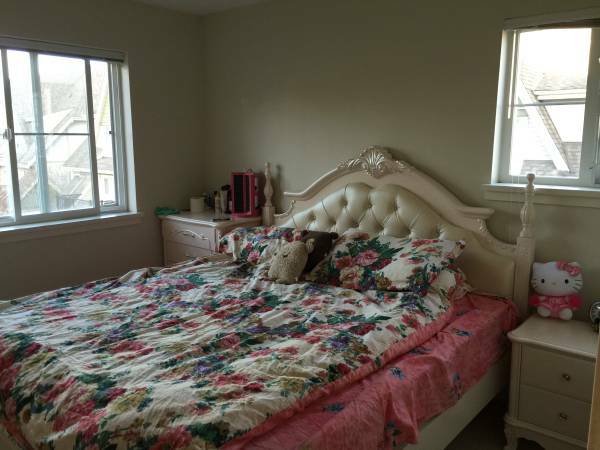 Furnished Townhouse in McLennan North for Rent