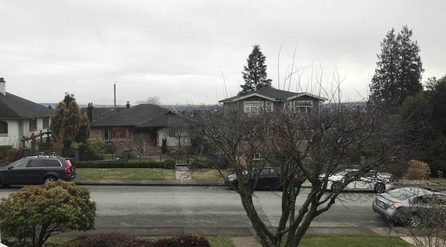 North Vancouver lovely 5br 2ba House for rent!