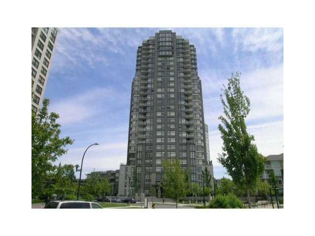 Gorgeous 1 bdrm+den furnished Condo with 3 Balconies (Vancouver East)