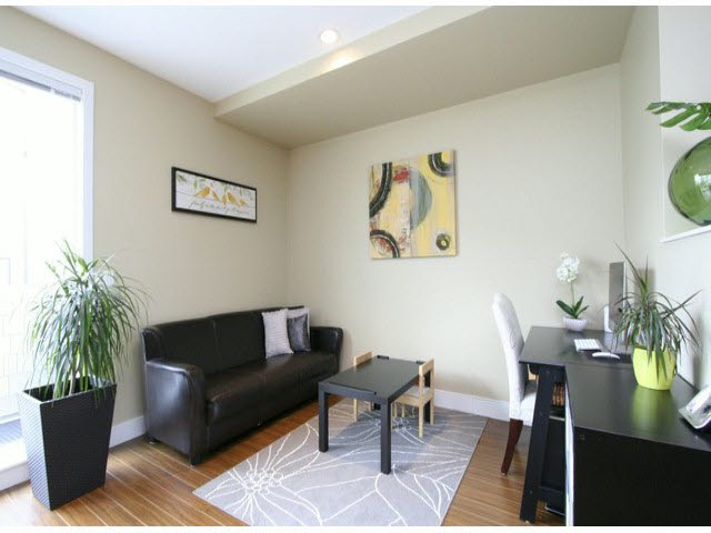 Great Townhouse for rent (South Surrey) FURNISHED