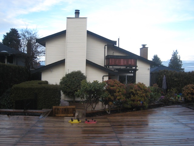 Well maintained 4 bdrms 3 baths single house in Burnaby