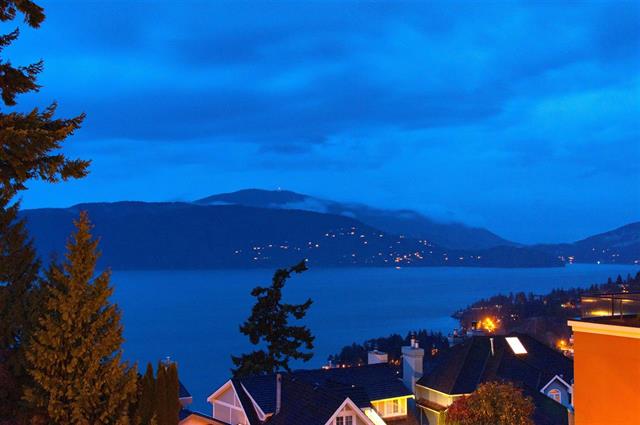 Panoramic Unobstructed View Home near Rockridge Secondary (west vancouver)
