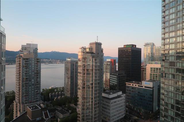 Vancouver Downtown spacious 3 bdrm +FLEX with views from all rooms (Coal Harbour)