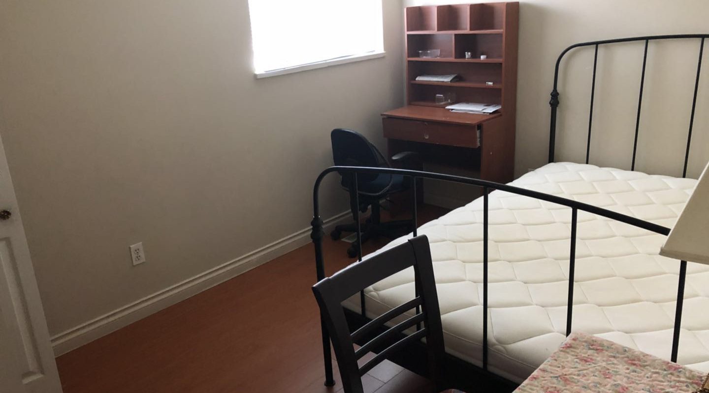 Richmond central location 2 bedroom suite for rent
