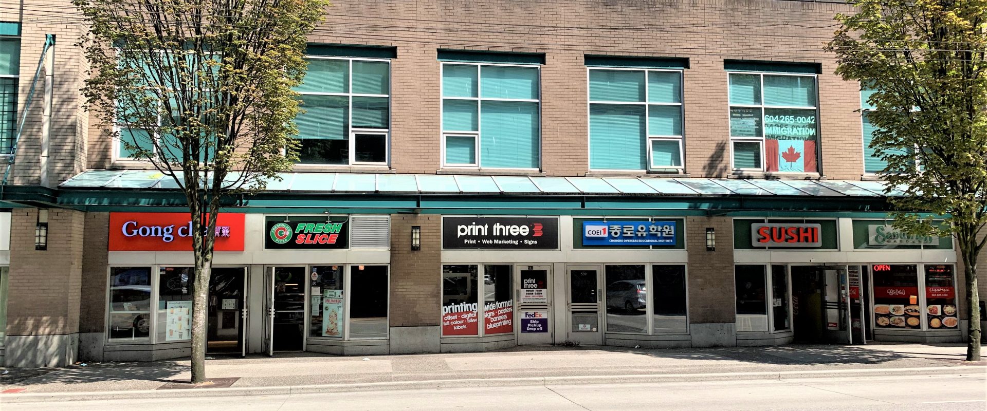 Sincere. R.E 商铺/办公室 – 位于温哥华市中心，拥有绝佳的曝光和高流量