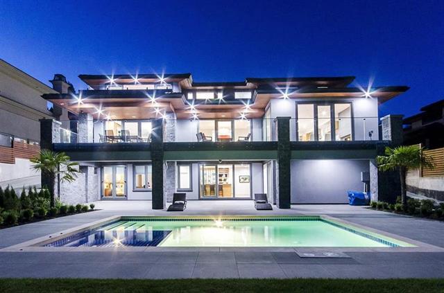 A sensational custom built brand new 5br 7ba home on West Vancouver
