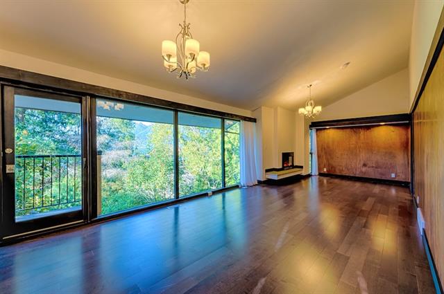 Newly renovated modern High Standard House with beautiful view