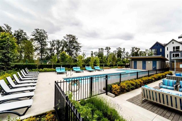 Port Coquitlam 4br 4ba with Mountain Views Townhome for Rent!