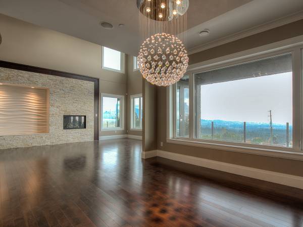 West Van 6br House with Panoramic Ocean and City Landscape Views