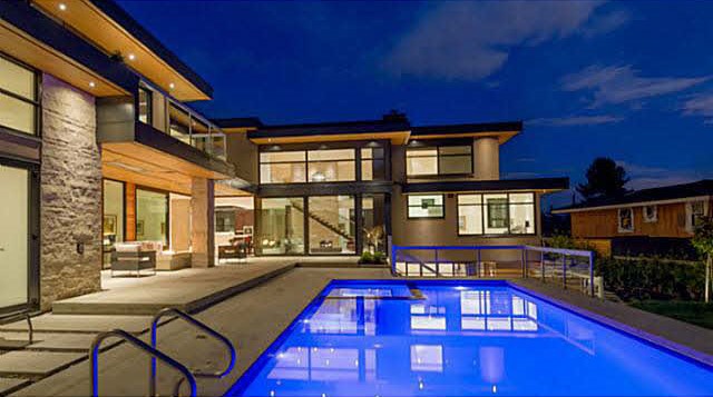 West Van Dream Luxury Home with a Spectacular Outdoor Pool for Rent